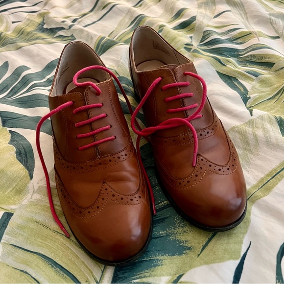 clarks wingtip